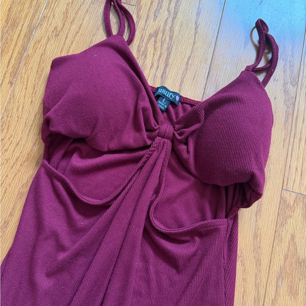 Justify Burgundy Dress Cut Out Large L Tight Side Slit